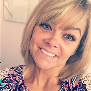 Meet your Posher, Sabrina